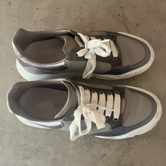 Alexander McQueen Courts Sneakers EU42.5 / US9.5 - Picture 3 of 10